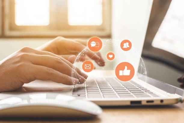 responsive social media handler